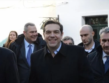 Στην Ψέριμο με στρατιωτικό ελικόπτερο οι Α.Τσίπρας- Π.Καμμένος και Ε.Αποστολάκης